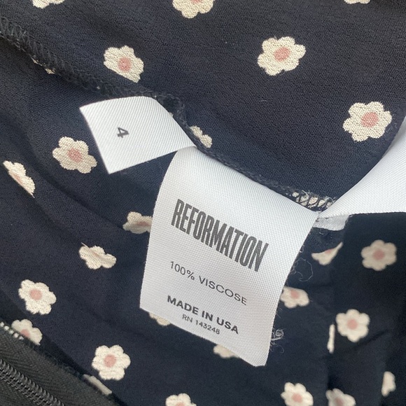 Reformation: Floral, Backless Dress - Picture 5 of 5